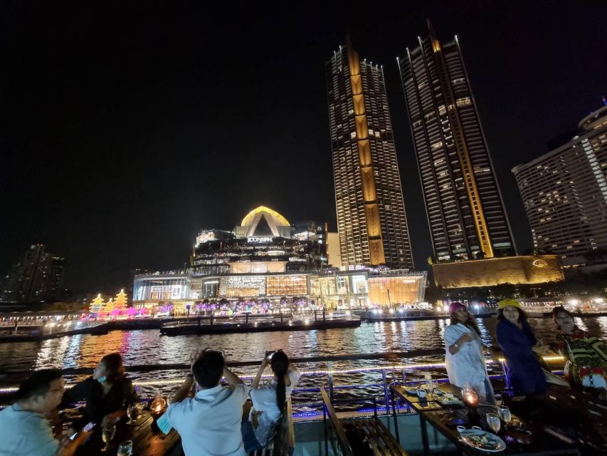 Bangkok: White Orchid Chao Phraya Dinner Cruise - Unlimited Seafood Buffet: what you should expect from the spread