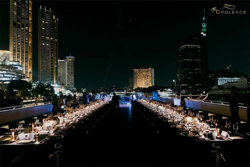 Bangkok: Wonderful Pearl Cruise with Optional Hotel Transfer - Indoor vs Outdoor Dining: Comfort, Views, and What You Should Choose
