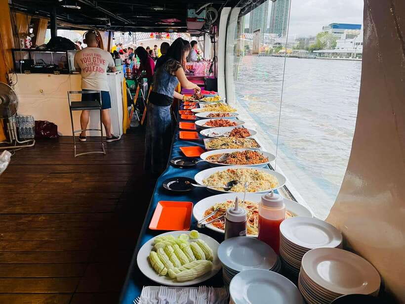 Bangkok: Yodsiam Sightseeing Cruise Snacks & Unlimited Beer - Where you start: Asiatique Riverfront and a tight 1-hour schedule