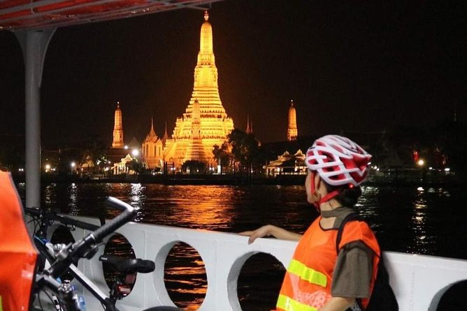 Bike Bangkok at Night with Thai Dinner - Wat Phra Chetuphon (Wat Pho) Lighting Up at Night