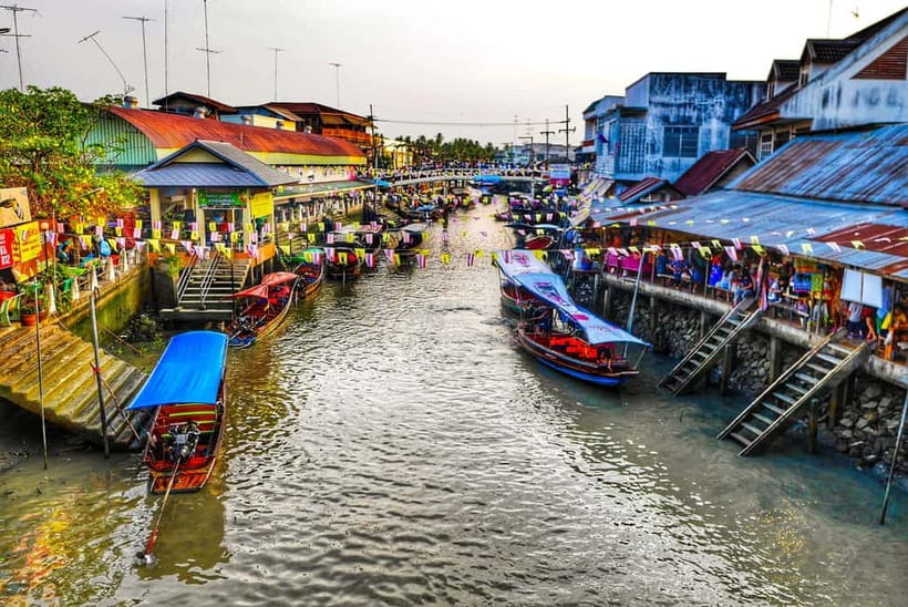 BKK: Damnoen Floating Market, Maeklong Rail & River Bridge - Should you book the BKK day trip to Damnoen, Maeklong, and River Kwai?