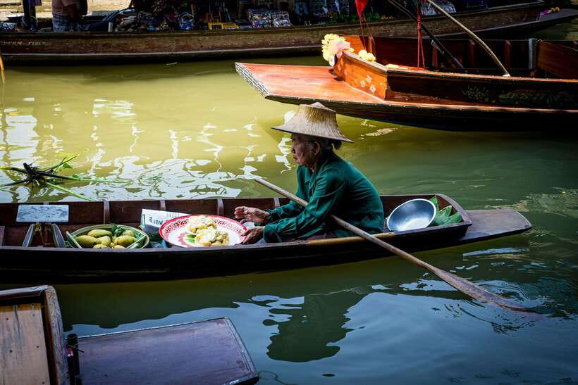 Boat Tour of Damnoen Saduak Floating Market - Meeting at YingGolf or Talung Pier, and How Not to Get Lost