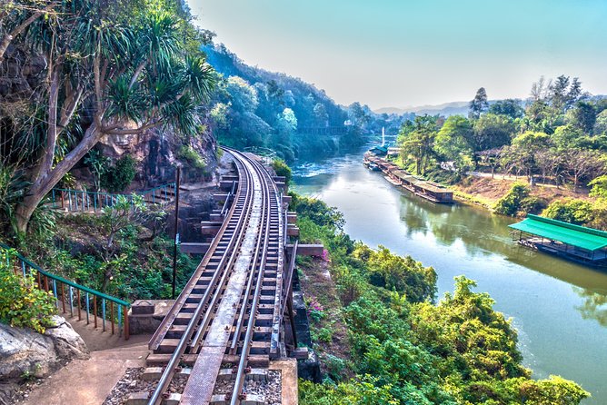 Bridge on the River Kwai and Thailand-Burma Railway Guided Tour - Kanchanaburi War Cemetery: a short stop with long impact