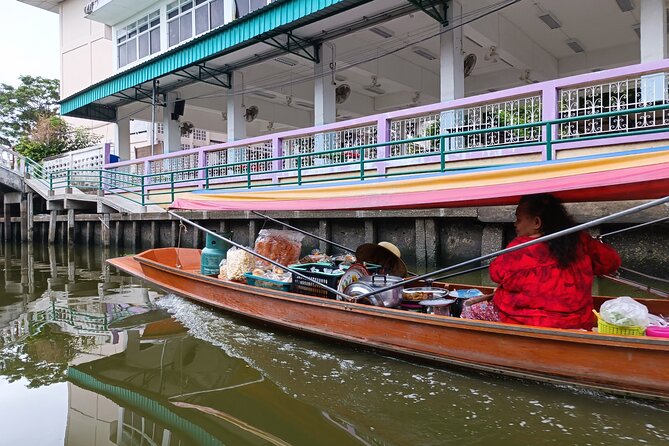 Canals of Bangkok private tour - Lunch on the schedule: why it matters on a water day