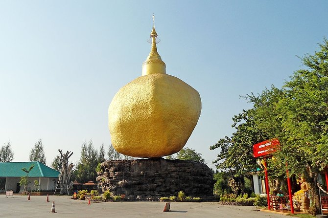 Chachoengsao One Day Trip from Bangkok : Historic Market and Buddhist Temples - Chachoengsao day trip from Bangkok: what the full day actually feels like