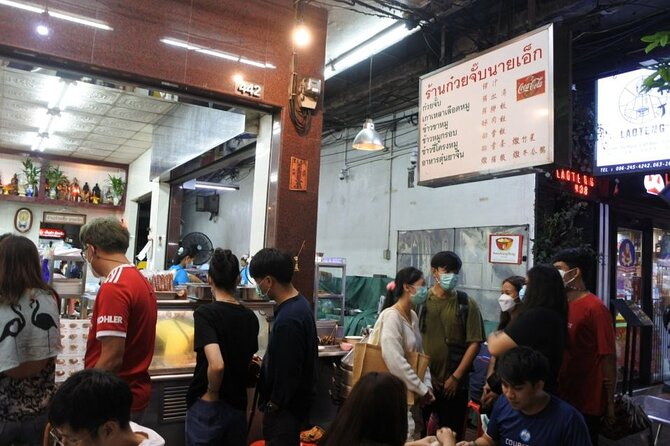 Chinatown Street Food Night Tour by Tuk Tuk in Bangkok - Pak Khlong Talat, Bangkok’s 24-Hour Flower Market Experience