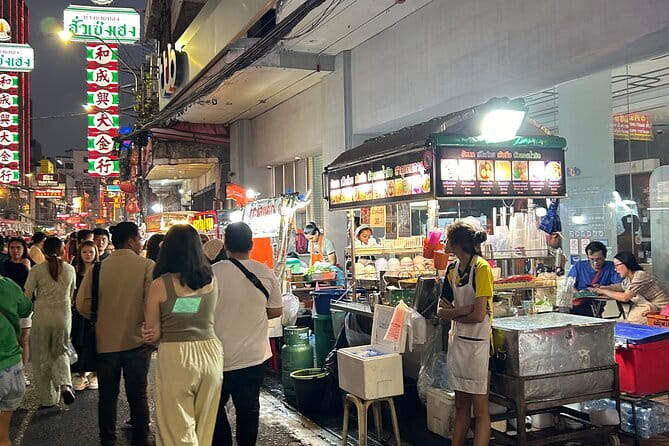 Chinatown Street Food Small Group Tour in Bangkok - Wat Mangkon Karmalawat access: why that MRT stop matters