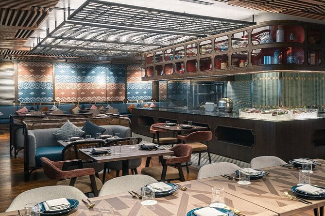 ChomSindh Authentic Thai Dining Experience - Lunch or Dinner - Entering ChomSindh, the Amari Bangkok 4th Floor Dining Room