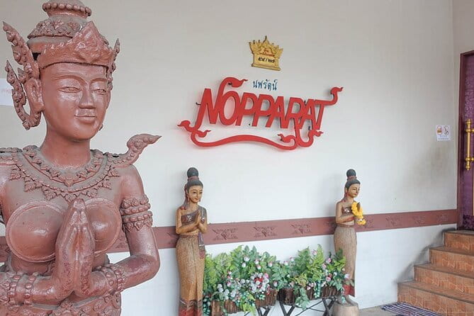 ChomSindh Authentic Thai Dining Experience - Lunch or Dinner - Getting There Without Headaches