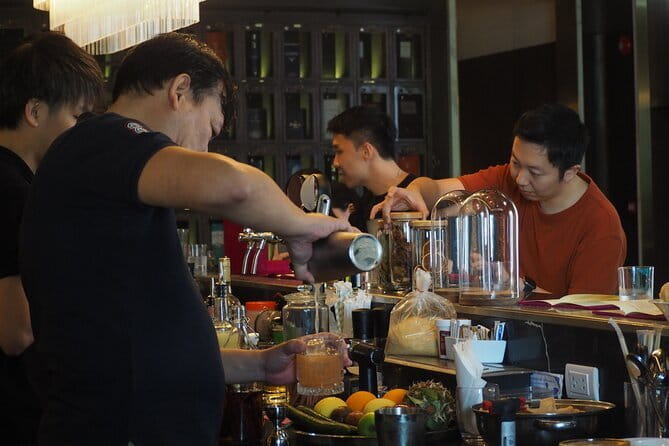 Cocktail Academy in Bangkok - Where to meet in Sukhumvit and what to plan around