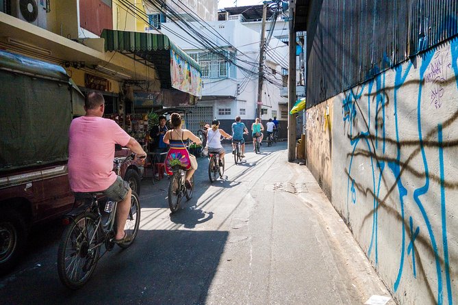 Countryside Bangkok and a Local Floating Market Tour by Bicycle Including Lunch - Safety and comfort on a bike you didn’t bring