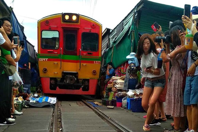 Damnoen Saduak Floating Market & Maeklong Train Market Tour - Ban Laem, Your Breather Between Two Iconic Stops