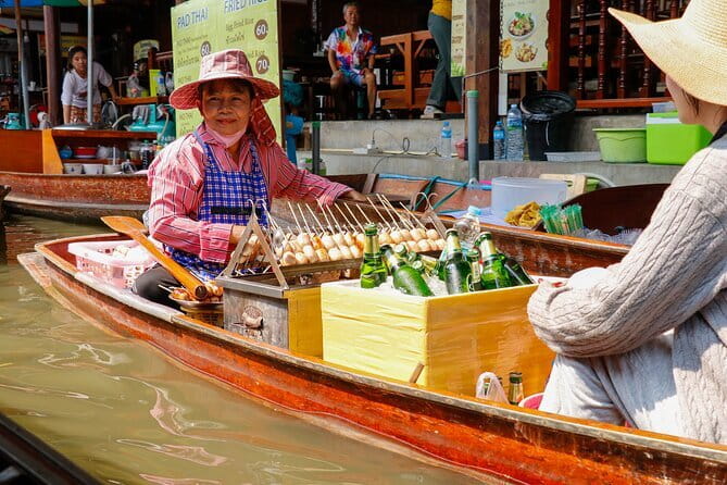 Day Trip to Bangkok Floating Market & Maeklong Railway - Picking the best departure time: fewer crowds helps more than you think