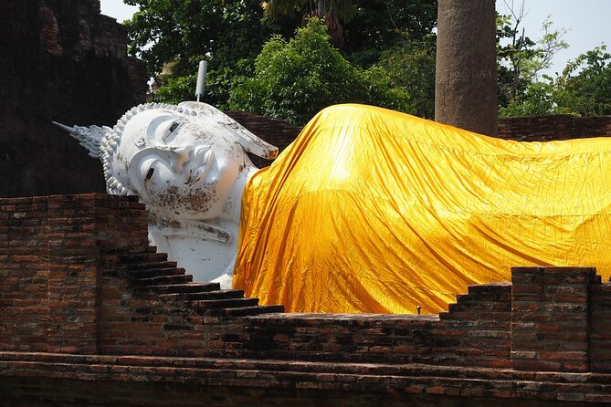 Definitive tour of 4 ancient capitals Ayutthaya ruins in Japanese - Group Size, Bus Comfort, and What the Japanese Guides Actually Do