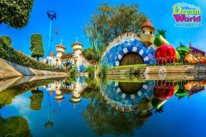 Dream World Bangkok with Buffet Lunch (SUPER VISA TICKET) - Action shows and fantasy sets, the parts people forget to plan for