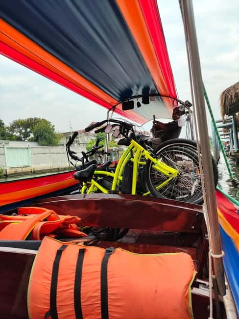 Electric Bike Tour - Bang Rak to Talat Noi: old streets, new perspective