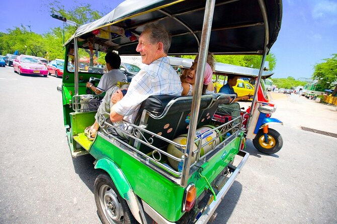 Explore Culture of Bangkok with Private Guide and Customized Tour - Grand Palace and the art of respectful visiting