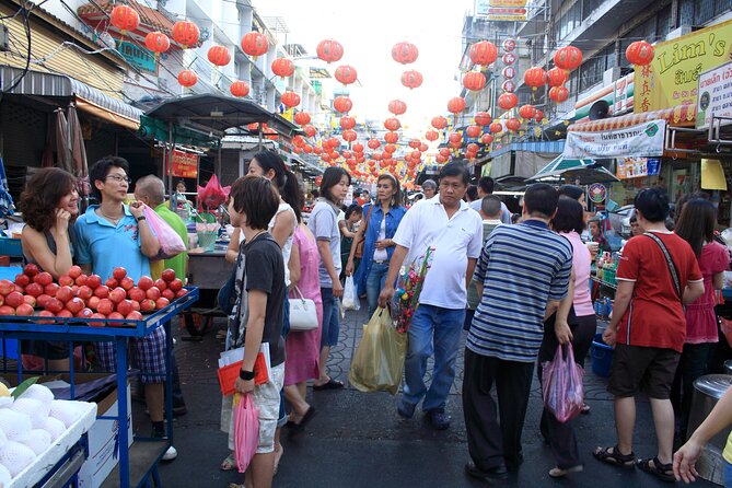 Explore Culture of Bangkok with Private Guide and Customized Tour - Wat Pak Nam and the Chakri Group for quieter, architectural stops
