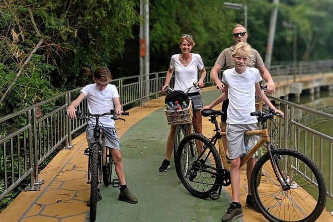 Family Bicycle Tour in the Green Oasis of Bangkok on Bamboo bikes - Bike Choice, Helmet Fit, and Children’s Seats That Actually Help