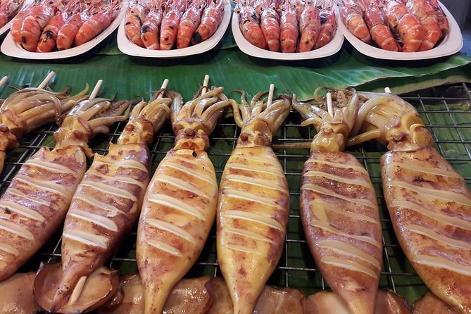 Famous Thai Street Food Tasting Experience! - Eating Smart: How to Taste More Without Overdoing It