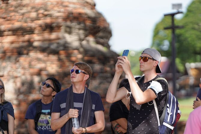 Floating Market and Ayutthaya Guided Day Tour from Bangkok - Guides and group size: small enough to feel human, big enough to move fast