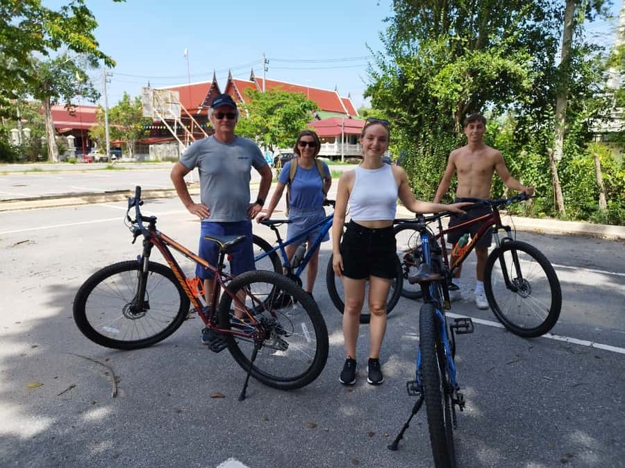 Floating Market Full-Day Bicycle Tour from Bangkok - Key reasons this tour works