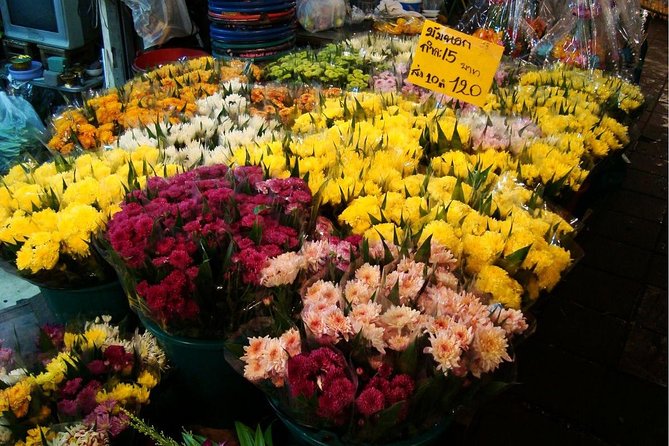 Floating Market - Train Market - Flower Market and China Town - Mae Klong Railway Market (Hoop Rom): seafood, awnings, and a train timetable
