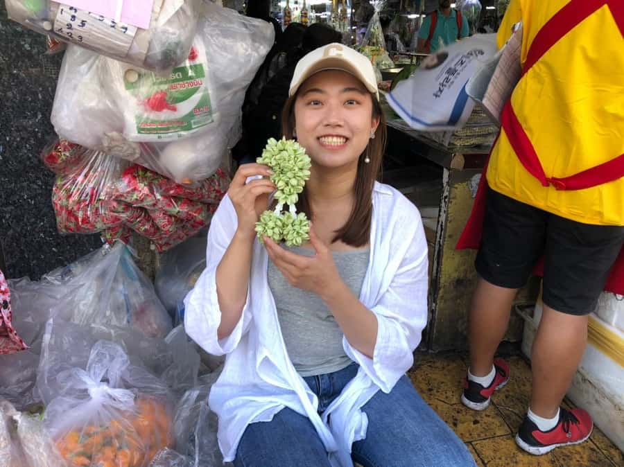 Flower Market & Floral Art: Multi-language Private Tour - Lotus Folding Workshop: A Small Craft That Teaches Patience