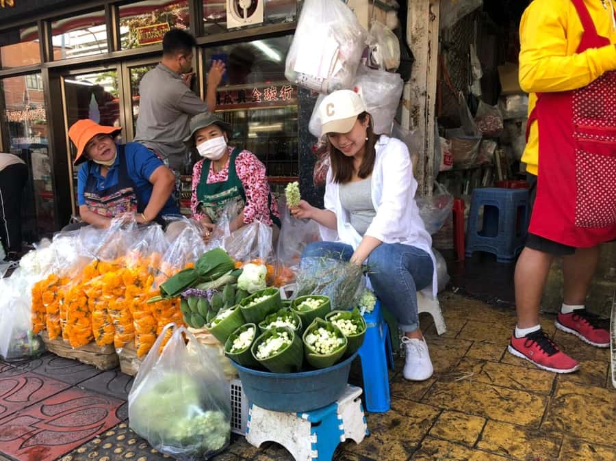 Flower Market & Floral Art: Multi-language Private Tour - Floral Workshop With Jasmine Garlands: Making Art That Demands Accuracy