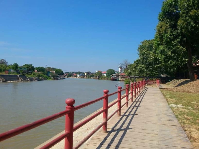 From Ayutthaya: Ayutthaya Heritage Boat Ride - Meeting Point and Getting There Without Pickup