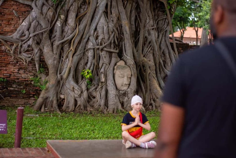 From Bangkok: Affordable Ayutthaya Highlights Tour - English guides, pacing, and the small annoyances to watch