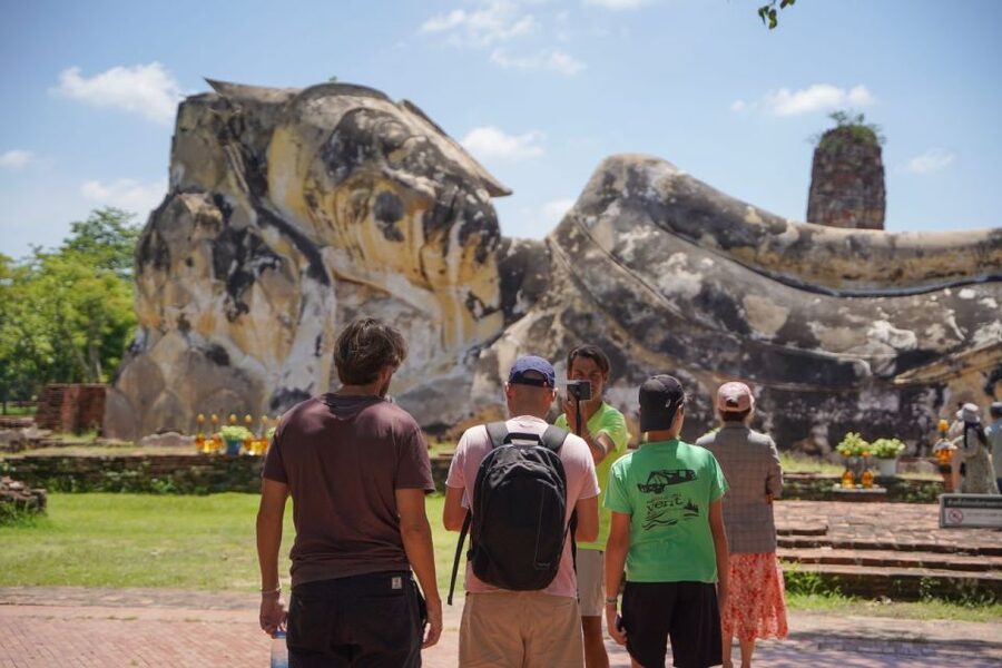 From Bangkok: Ayutthaya Historical Day Tour by Bus - Wat Lokayasutharam: plan for the Reclining Buddha moment