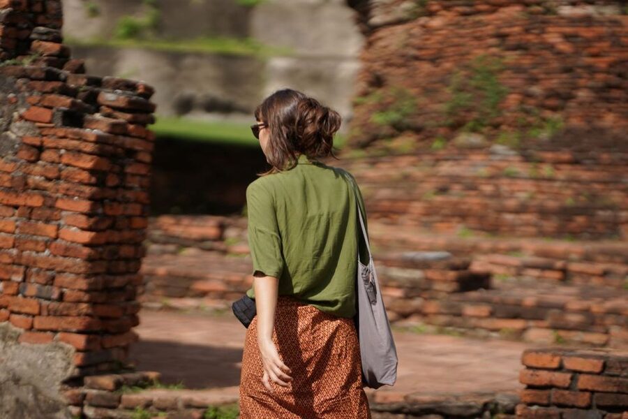 From Bangkok: Ayutthaya Historical Day Tour by Bus - Ayutthaya break time: lunch at a restaurant, plus room for street snacks
