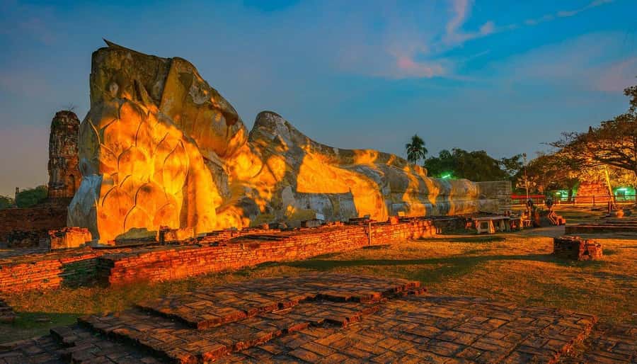 From Bangkok:Ayutthaya Night Temples&Market with local Snack - Key things I’d plan around before you go