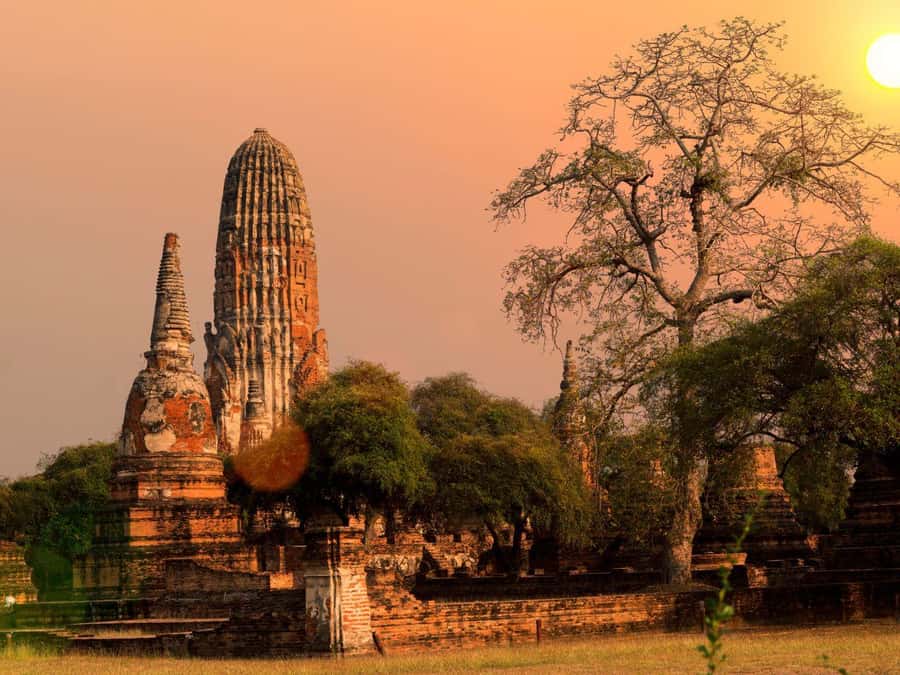 From Bangkok: Ayutthaya Temples and Boat Tour with Lunch - Wat Phra Sri Sanphet: royal chedis that explain why Ayutthaya mattered
