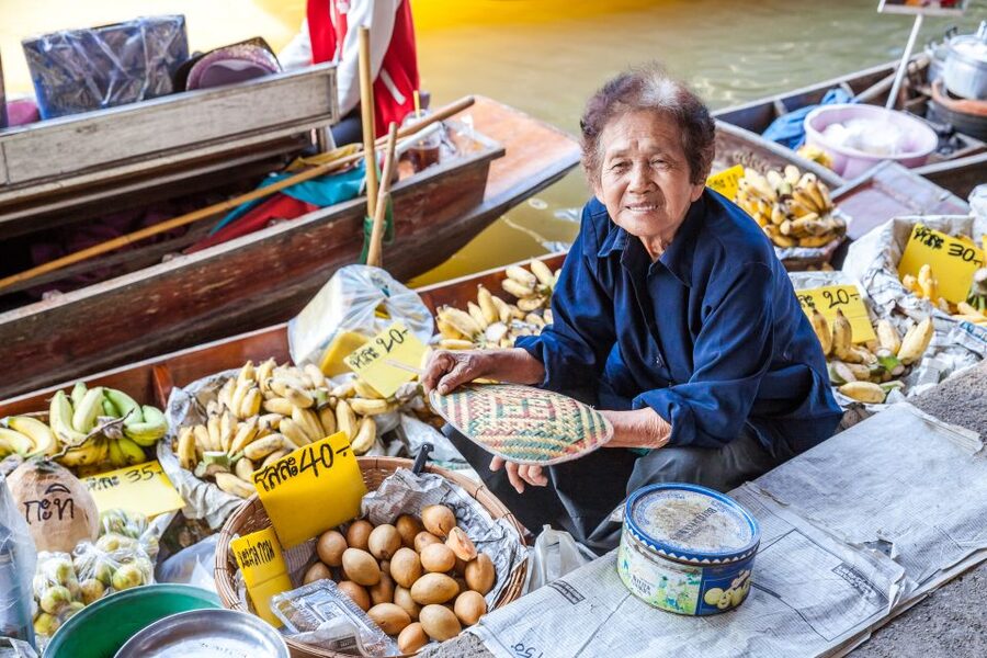From Bangkok: Damnoen Saduak Floating Market Guided Tour - Damnoen Saduak market time: how to use your 2 hours