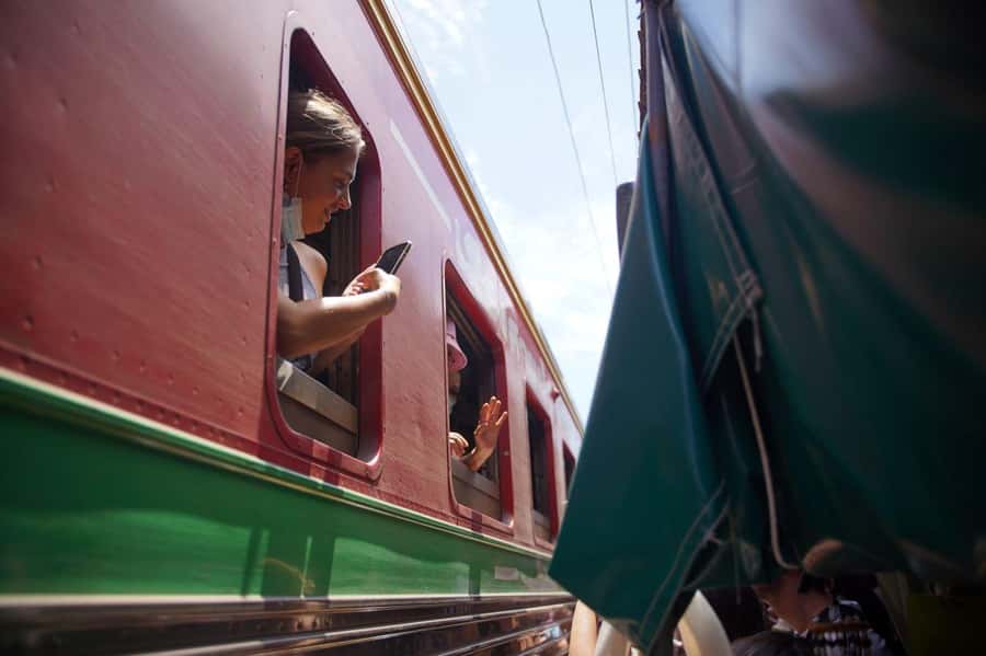 From Bangkok: Floating Market and Ayutthaya Guided Day Tour - Maeklong Railway Market: The Train Market That Feels Unreal