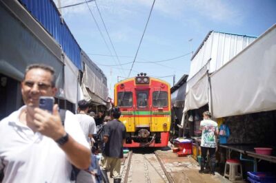 Floating Market and Ayutthaya Guided Day Tour