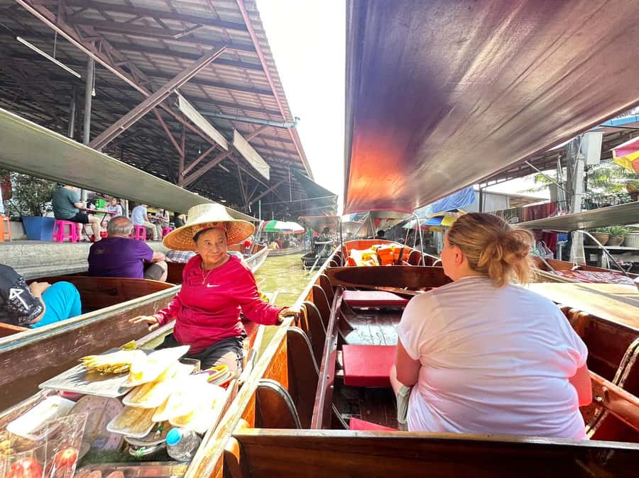 From Bangkok: Floating Market & Ayutthaya Private Day Trip - Lunch plans in Ayutthaya: bring cash, expect optional