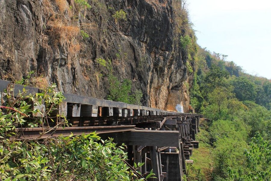 From Bangkok: Historical Day Tour to River Kwai - How the guide makes or breaks this day