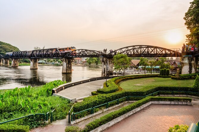 From Bangkok: Historical Day Tour to River Kwai - River Kwai Bridge: photos are easy, perspective takes time