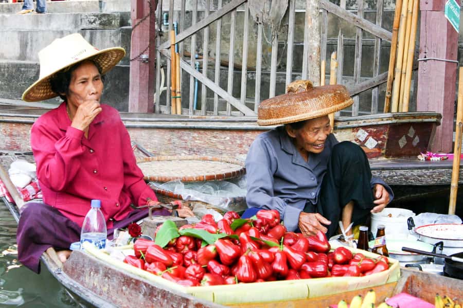 From Bangkok: Maeklong Railway and Floating Market Food Tour - Hotel pickup and meeting point: two ways to start