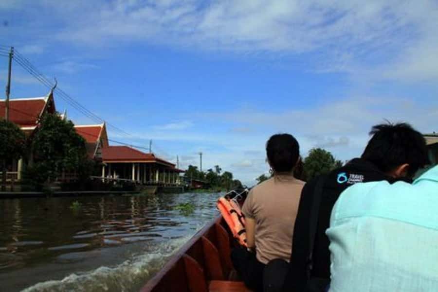 From Bangkok: Mahasawat Canal and farm with Lunch - Mahasawat Canal Cruise, Fishing Nets, and Local Rhythm