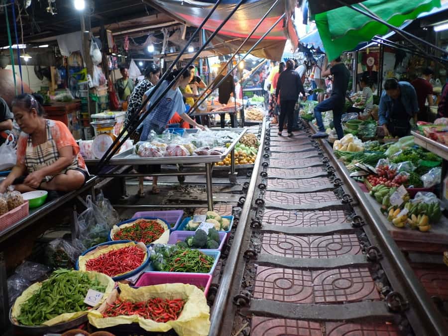 From Bangkok: Private Railway and Floating Market Tour - Back to Bangkok near BTS National Stadium: plan your afternoon with traffic in mind