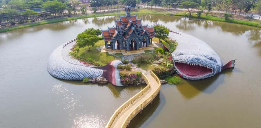 From Bangkok: Samut Prakan Ancient Private City Tour - Walking the Ancient City: What Your 2 Hours Look Like