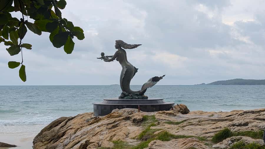 From Bangkok: Self-guided Day Tour to Koh Samet Island - Private Car Details: Comfort, Timing, and Driver Communication