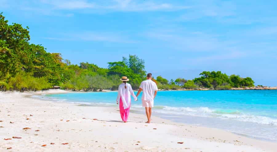 From Bangkok: Self-guided Day Tour to Koh Samet Island - Speedboat to Koh Samet: Short Ride, Shared Schedule