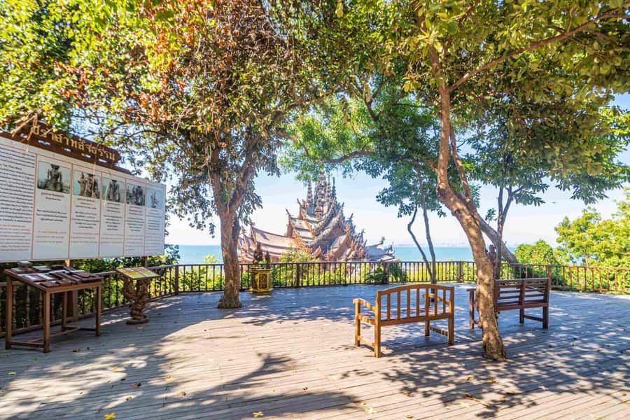 From Bangkok: The Sanctuary of Truth with Private Transfer - Photography Notes for a World-Scale Wooden Castle