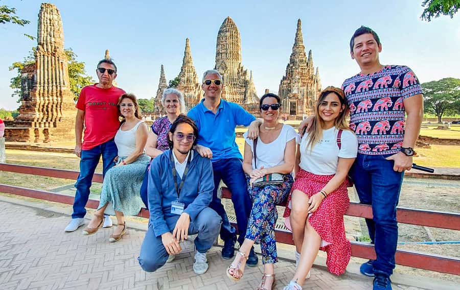 From Bangkok: Tour Ayutthaya + Lunch + Spanish guide - Ayutthaya in one long day: what this tour does best