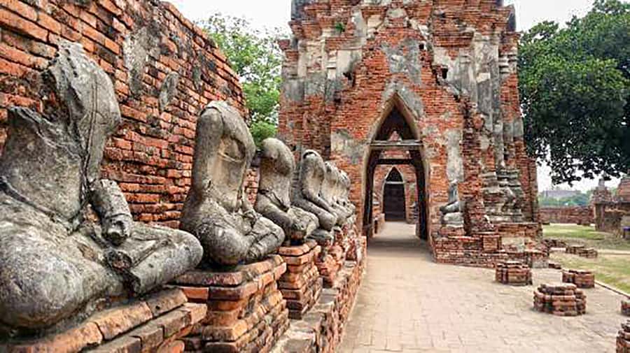 From Bangkok: Tour Ayutthaya + Lunch + Spanish guide - Shared group vs private tour: pick the one that fits your schedule